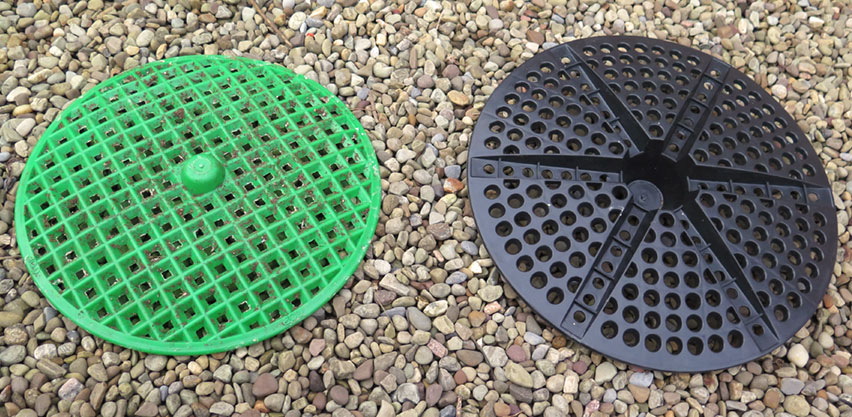 Ultra Oxy Air Pruning Pot vs Air-Pot Round Base Plate Designs