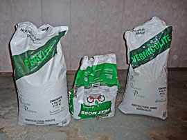 Bulk bags of perlite, vermiculite & peat moss